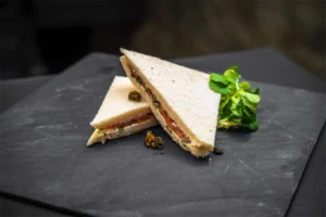Tramezzini al salmone (Lachs)