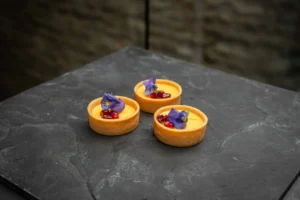 Mini-Tartelettes mit Lemon Curd